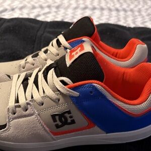 DC Skateboard Sneakeers